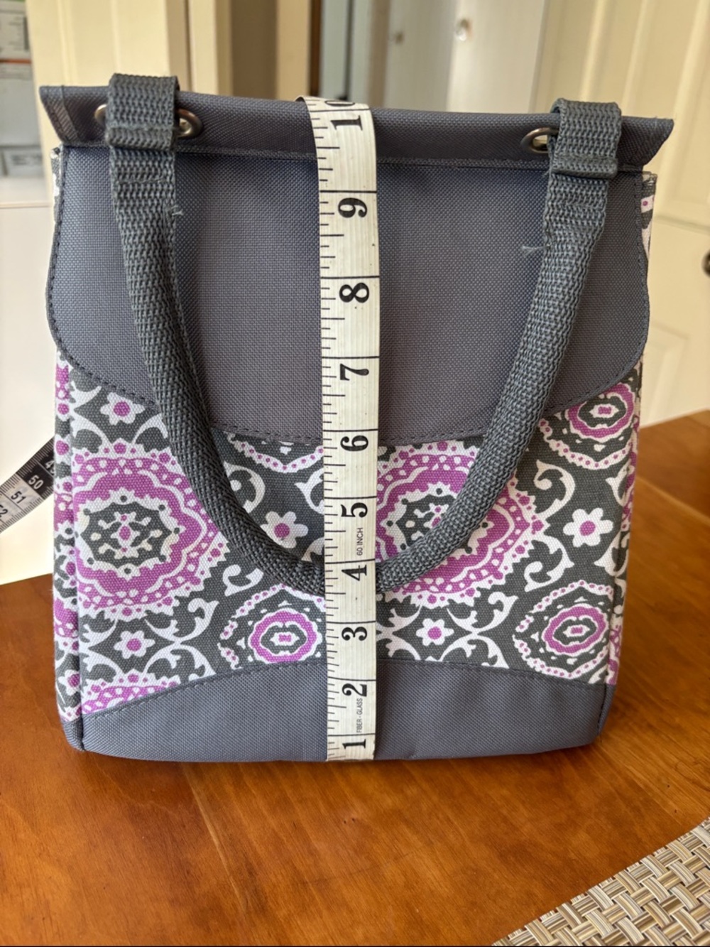 FIT &FRESH Gray and Purply/Pink  Patterned Lunch Tote - Everyday Carry
Like new
